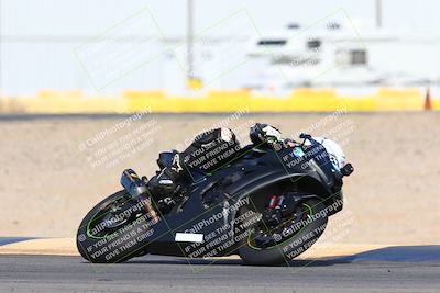 media/Jan-16-2022-CVMA (Sun) [[7f3d92989d]]/Race 4 Supersport Open/